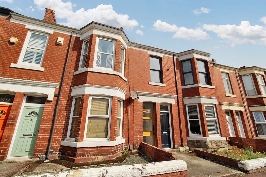 Flat Chillingham Road in Newcastle upon Tyne