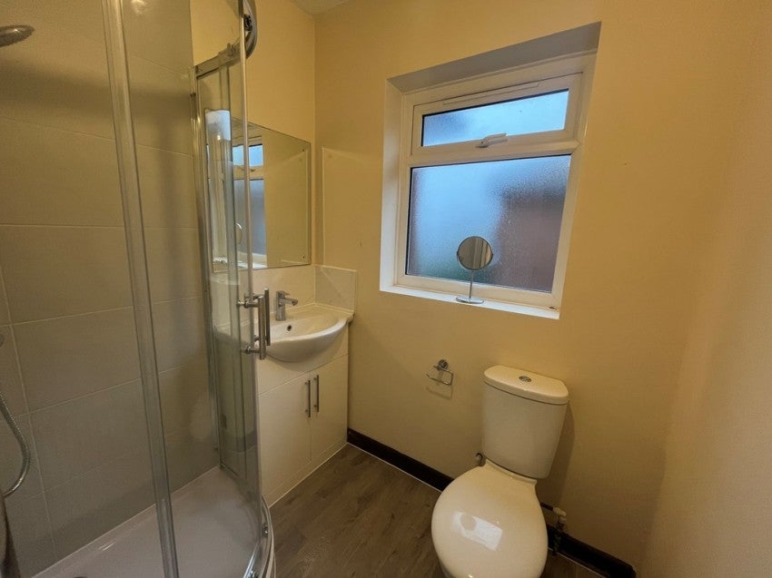 Flat Sirdar Road in Southampton