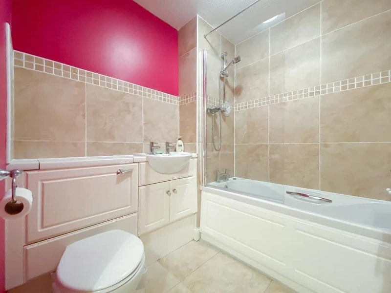 Room Powderhall Brae in City of Edinburgh
