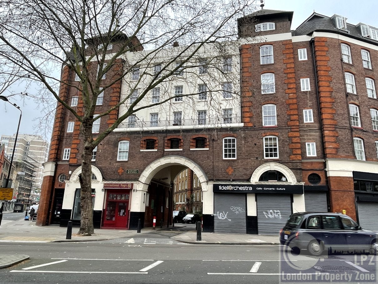 Flat High Holborn in Greater London
