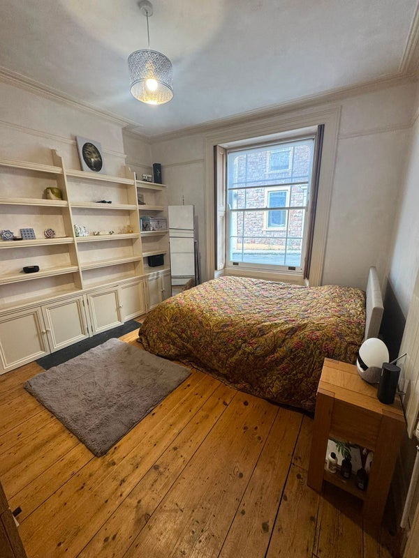 Room Cliftonwood Crescent in Bristol