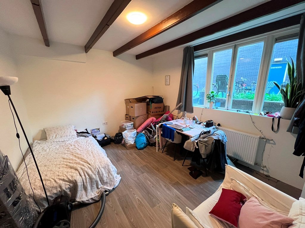 Studio te huur: Oudeweg, Groningen