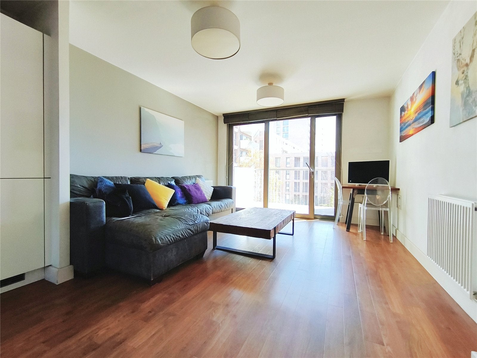 Flat Booth Road in Greater London