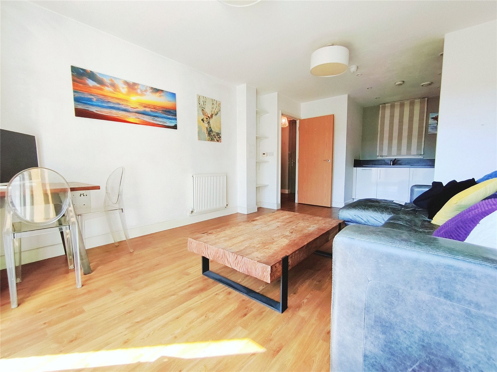 Flat Booth Road in Greater London