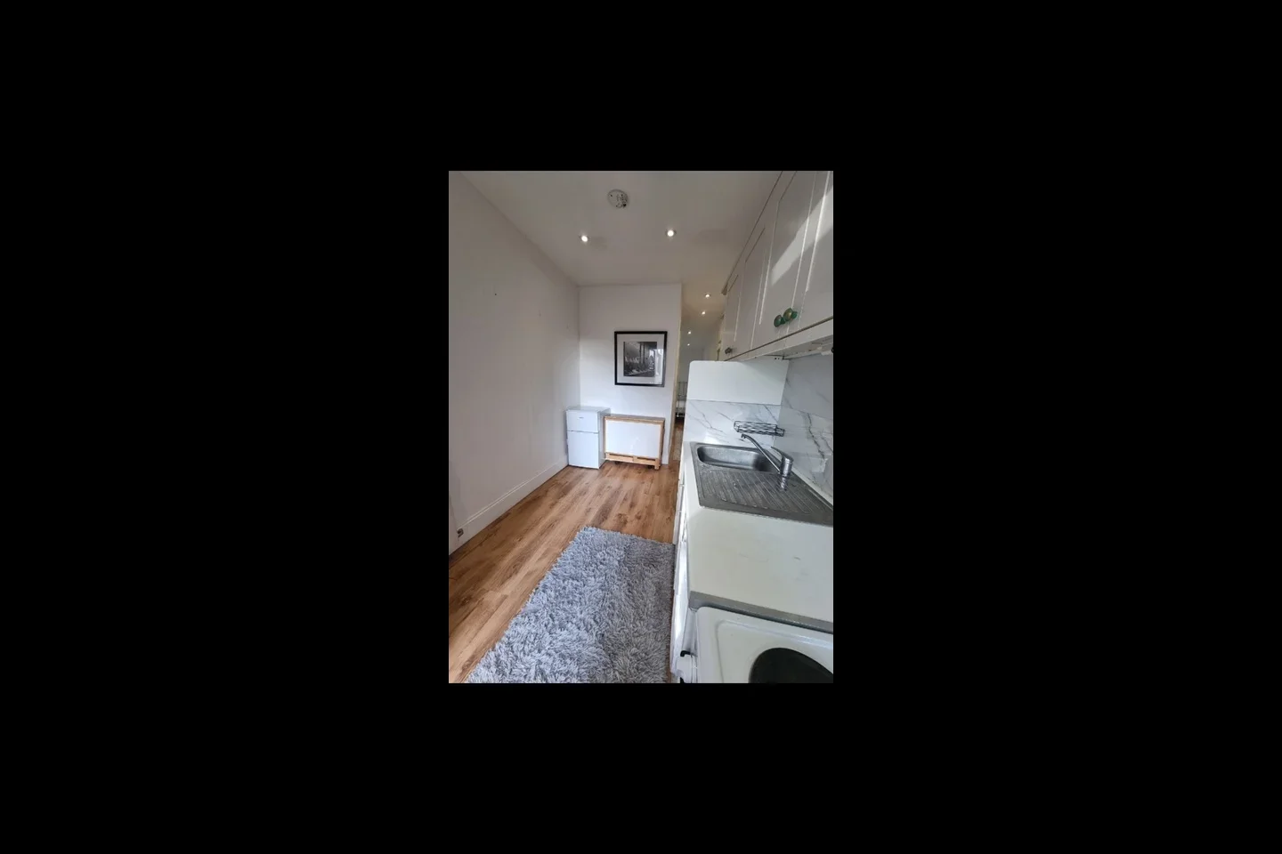 Flat Winchester Road in Greater London