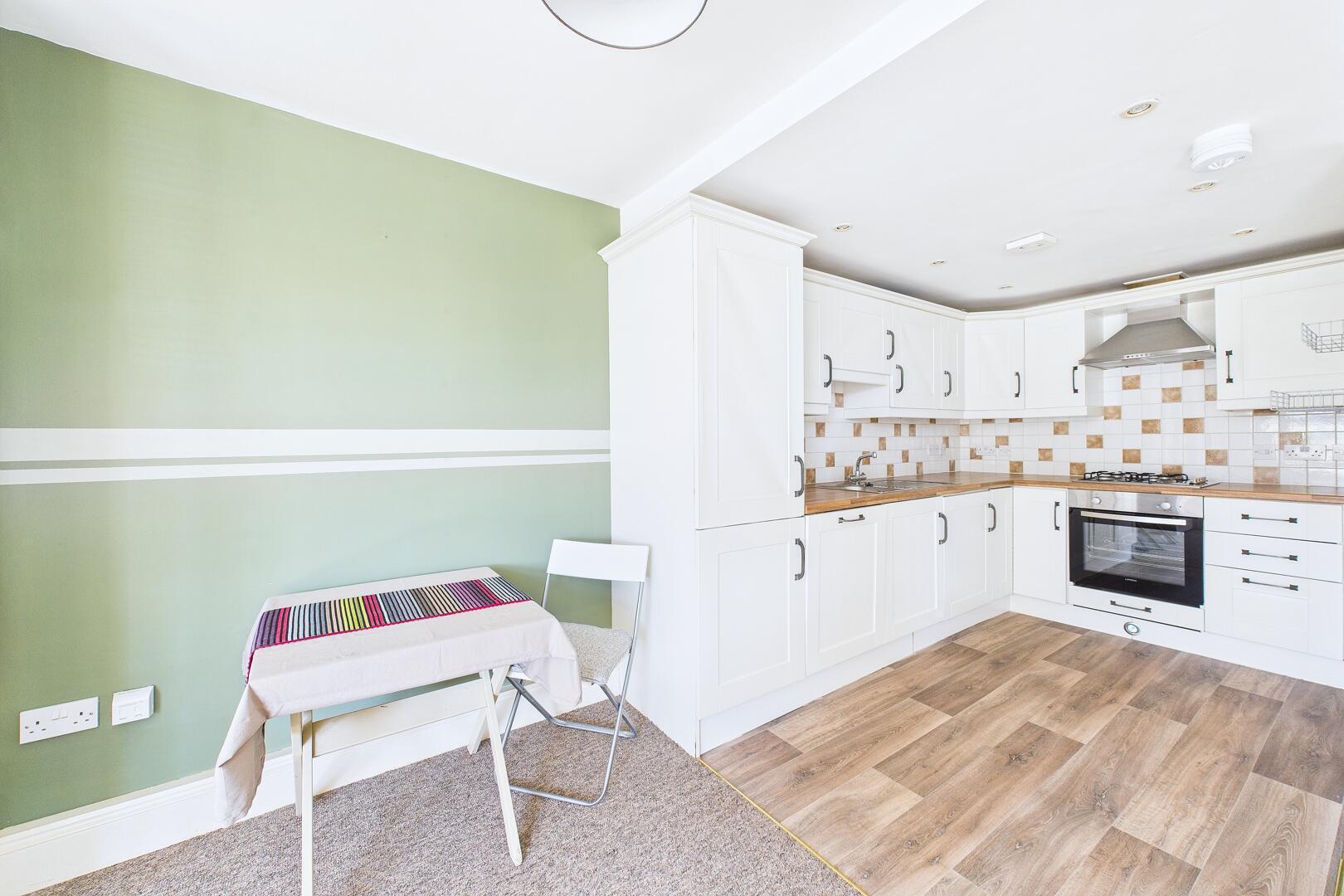 Flat Central Way in Clevedon