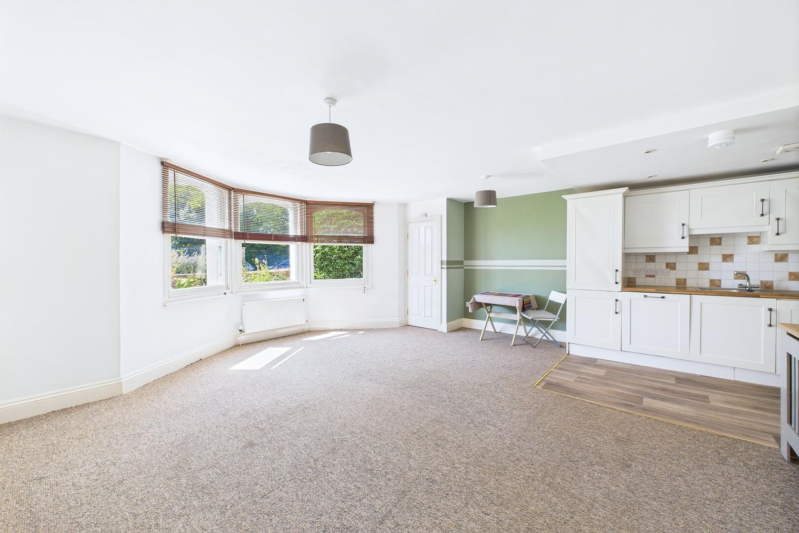 Flat Central Way in Clevedon