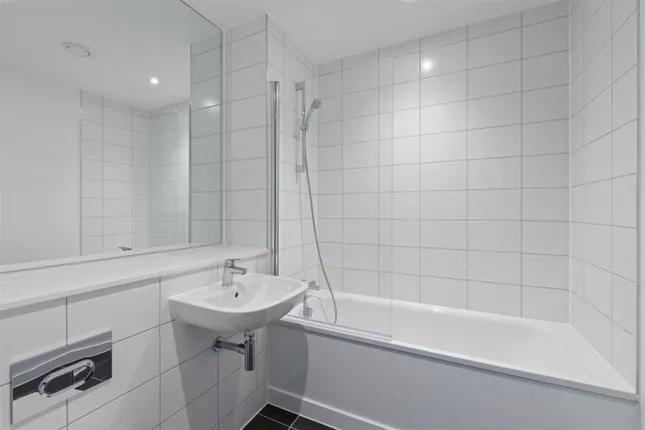 Room Wharf End in Trafford