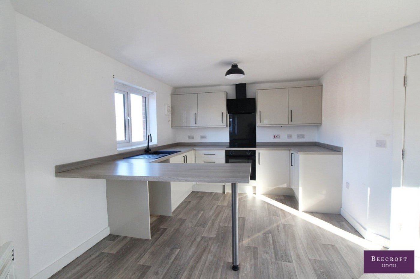 Flat Kingfisher Drive in Wombwell