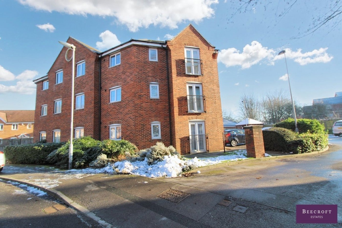 Flat Kingfisher Drive in Wombwell