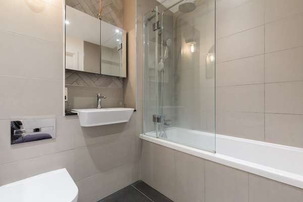 Flat Hepscott Road in Greater London