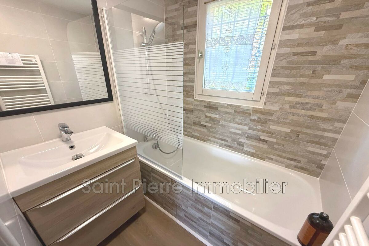 Appartement Avenue de la Colline à Villeneuve-Loubet