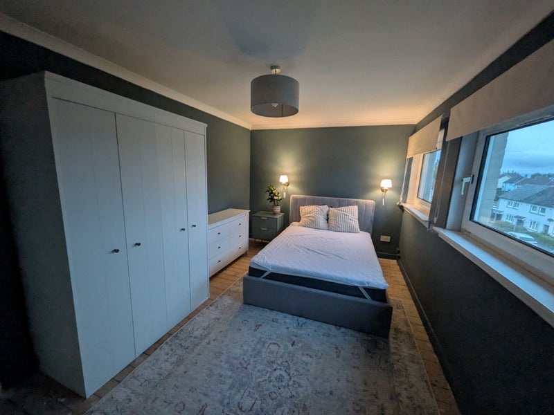 Room Bullionslaw Drive in Cambuslang