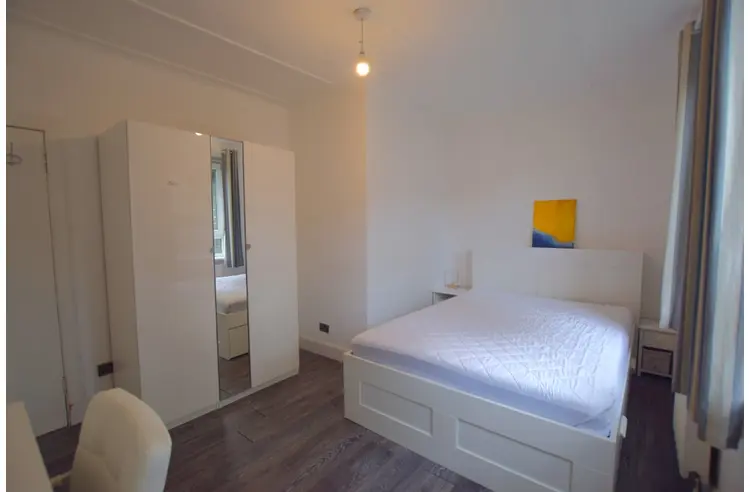 Flat Lochend Gardens in City of Edinburgh