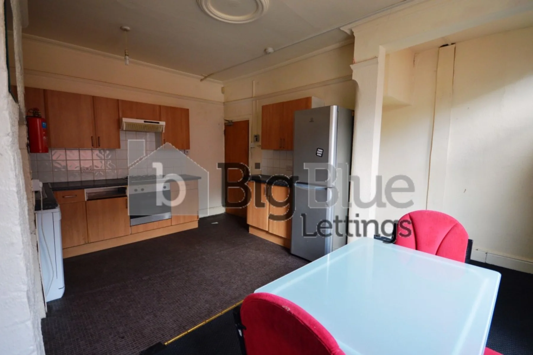 Flat Richmond Avenue in Leeds