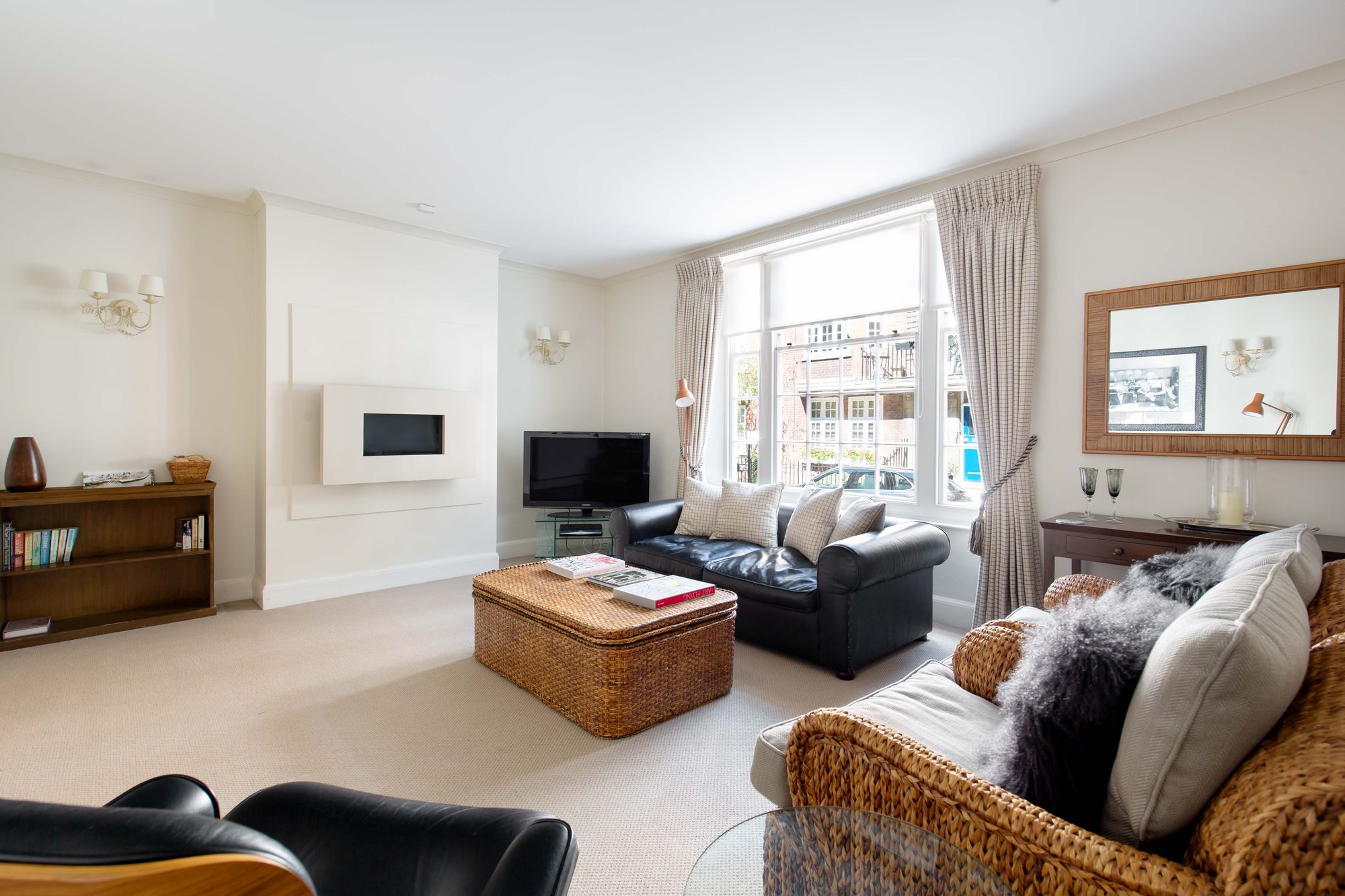 Flat De Walden Street in City of Westminster