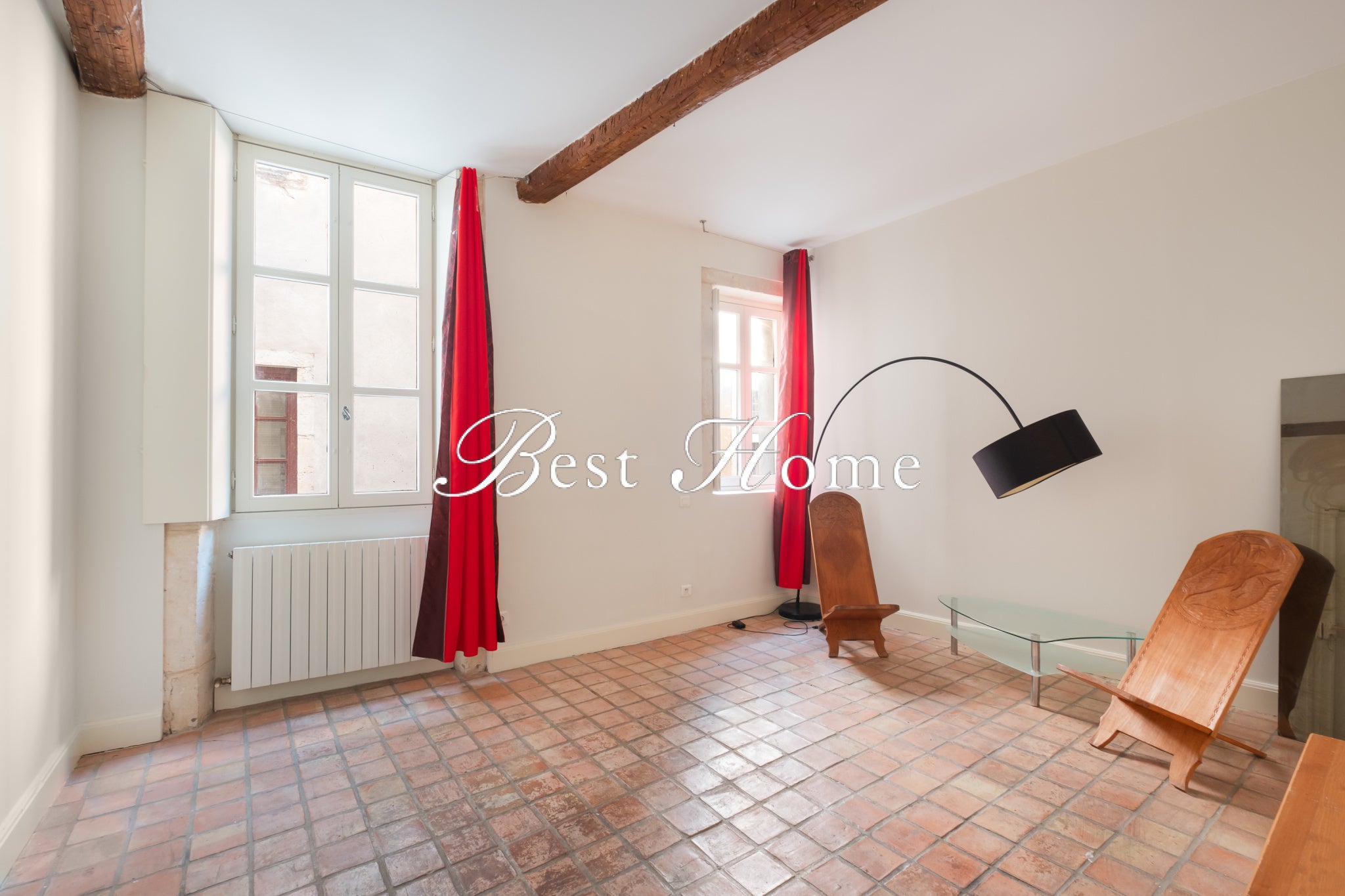 Appartement Place Bellecroix à Nîmes