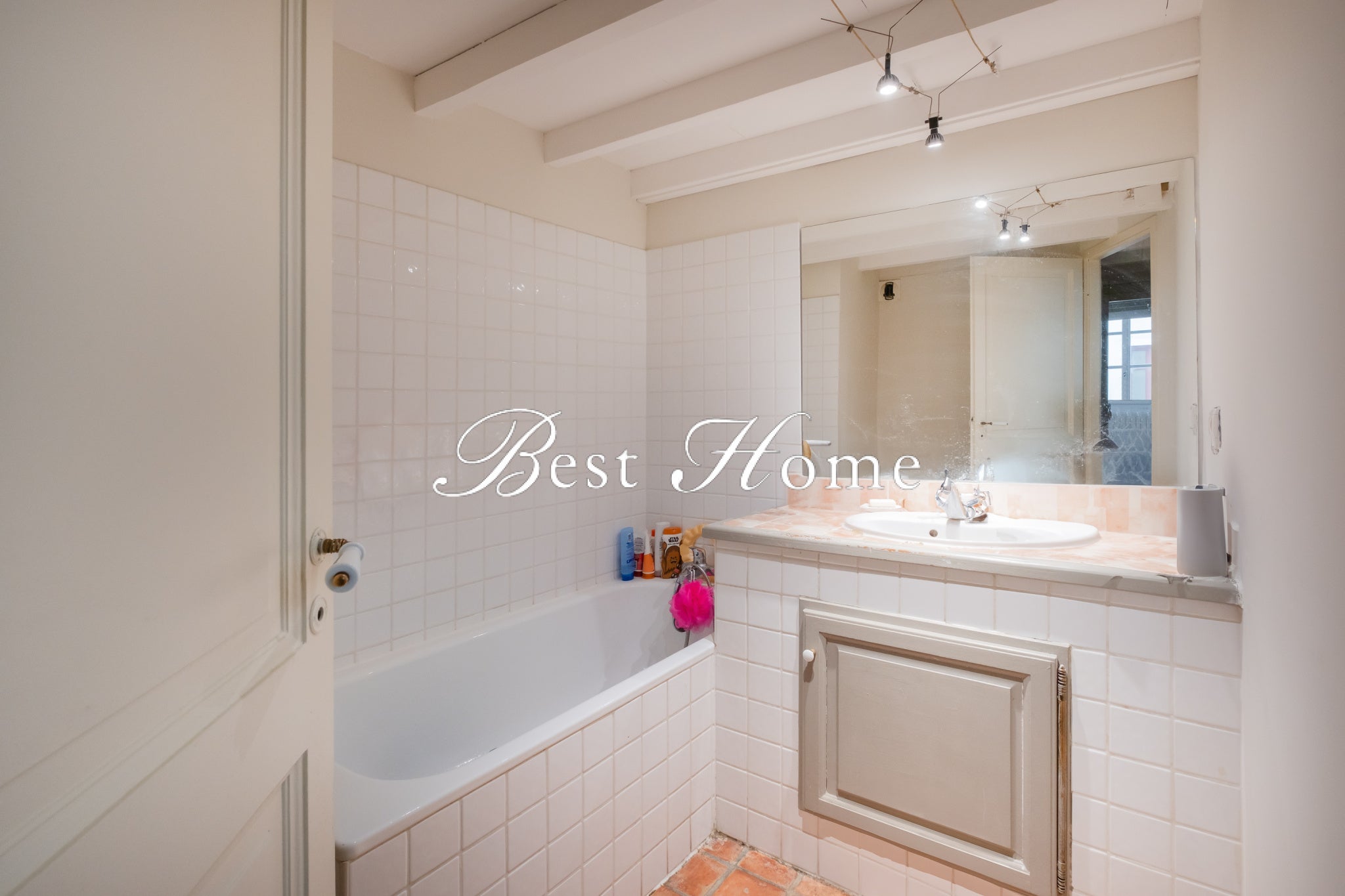 Appartement Place Bellecroix à Nîmes