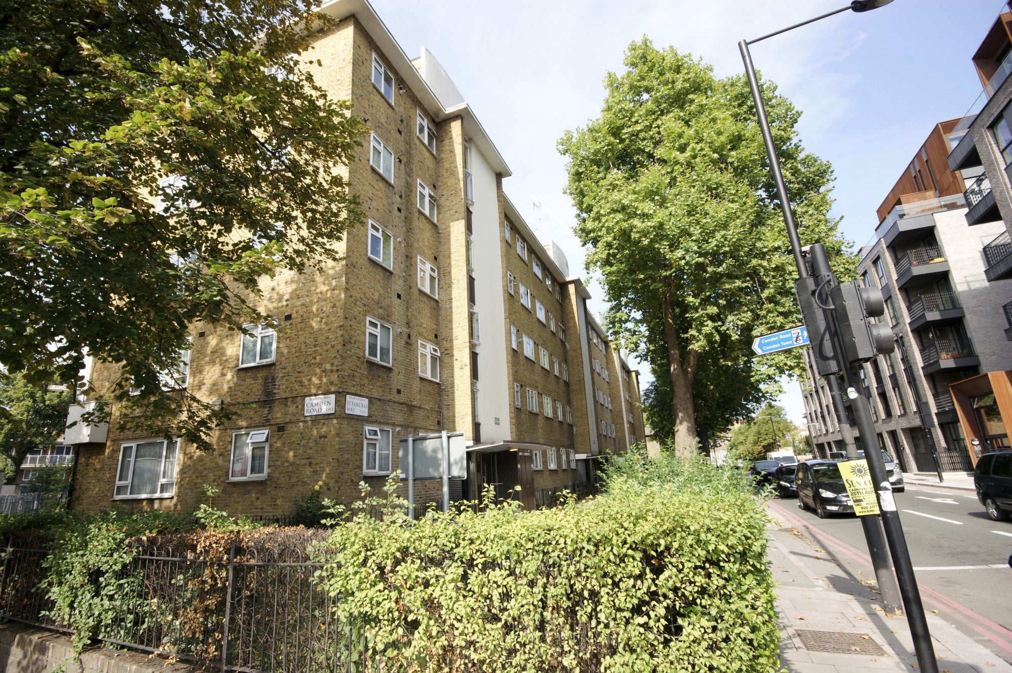 Flat St. Pancras Way in Greater London