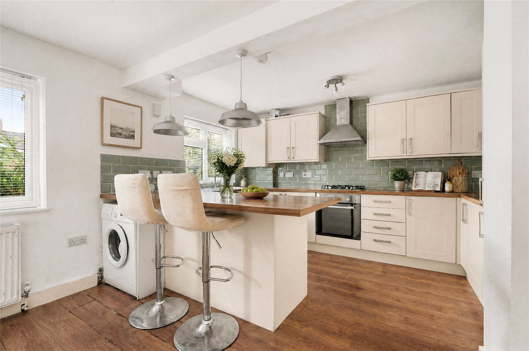 Flat Garson Road in Elmbridge