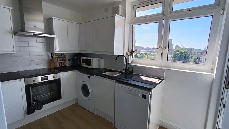 Room Bromley High Street in Greater London
