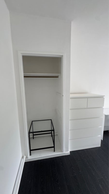 Room Dacres Road in Greater London
