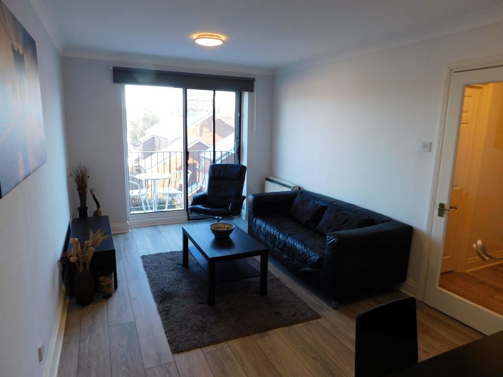 Flat Selborne Gardens in Newcastle upon Tyne