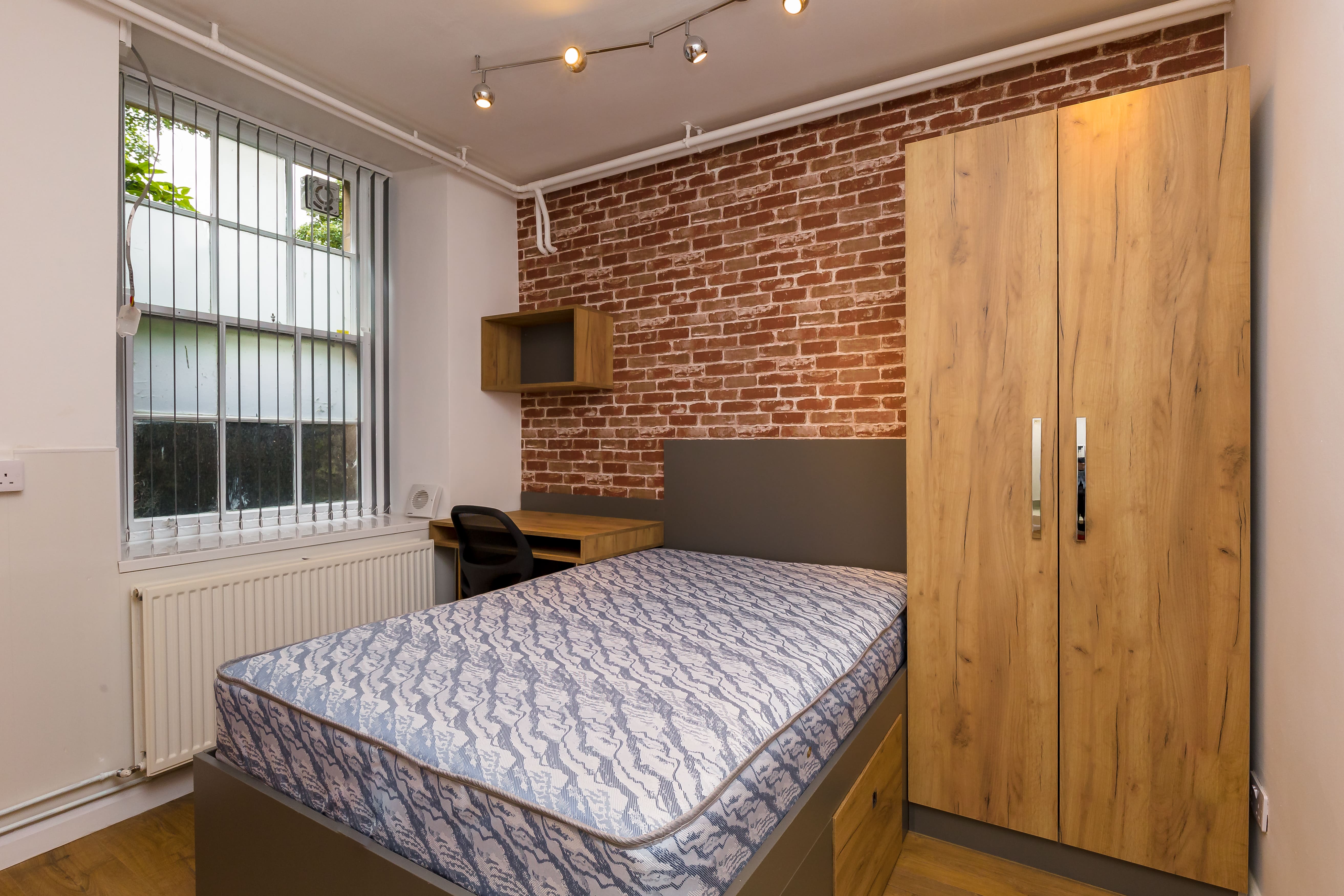 Flat Leazes Terrace in Newcastle upon Tyne