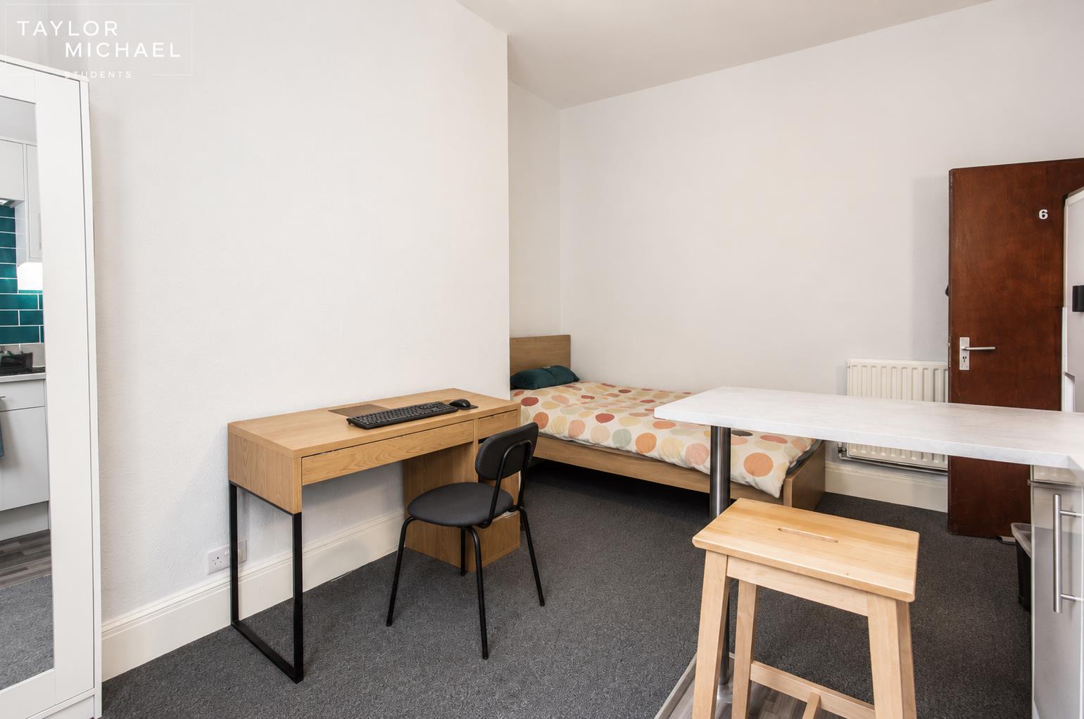 Room Dorset Gardens in Brighton