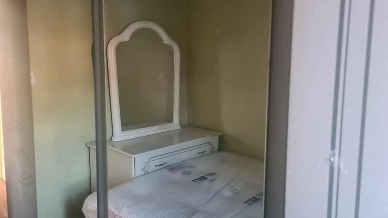 Room Mottisfont Road in Greater London