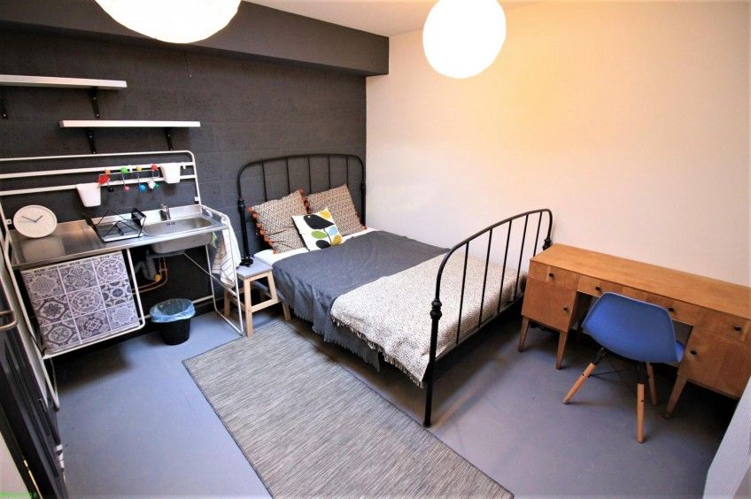 Flat Far Gosford Street in Coventry