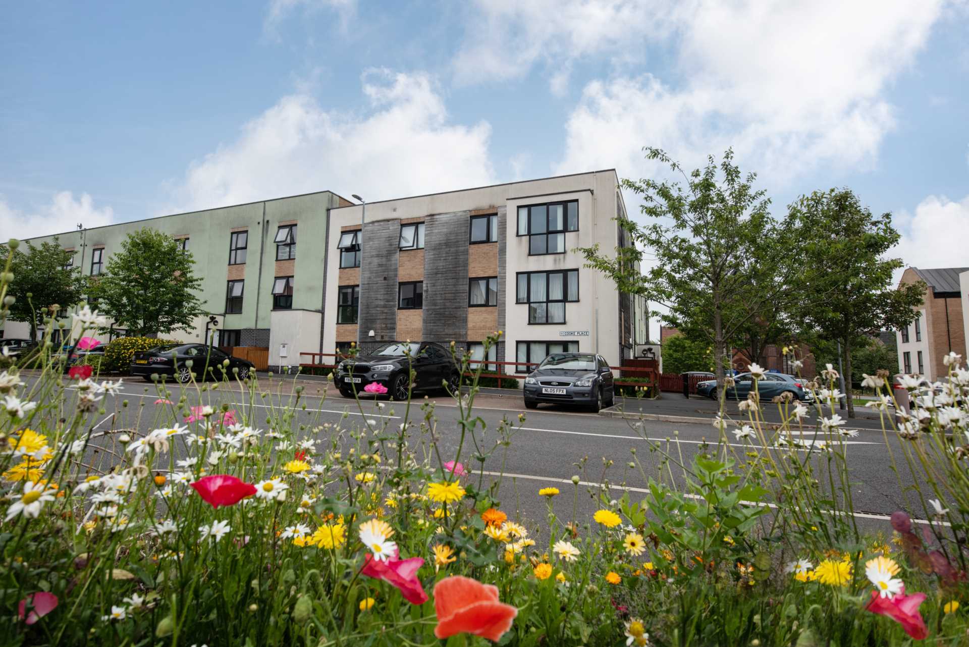Flat Greenwood Terrace in Salford