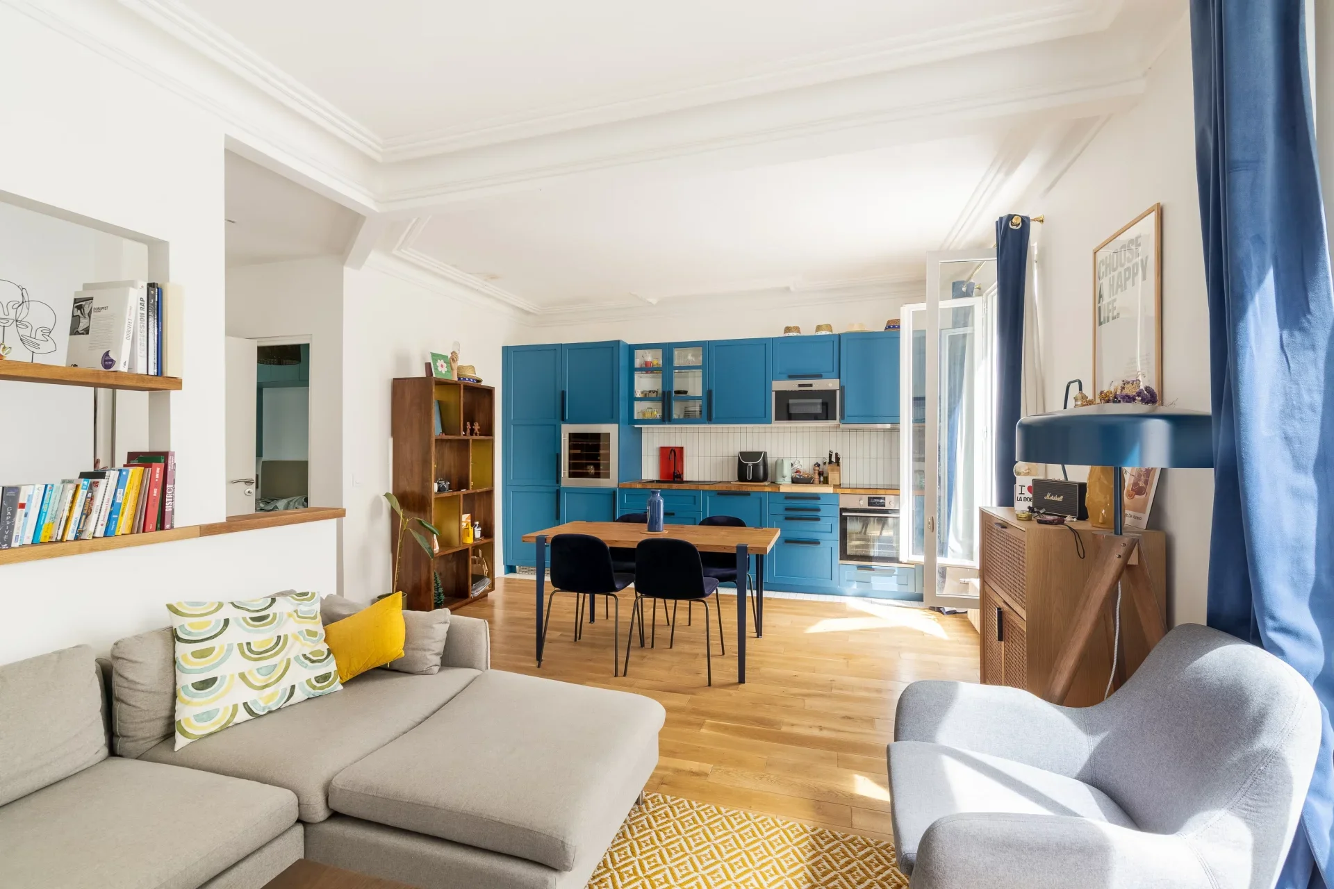 Flat Rue d'Orsel in Paris