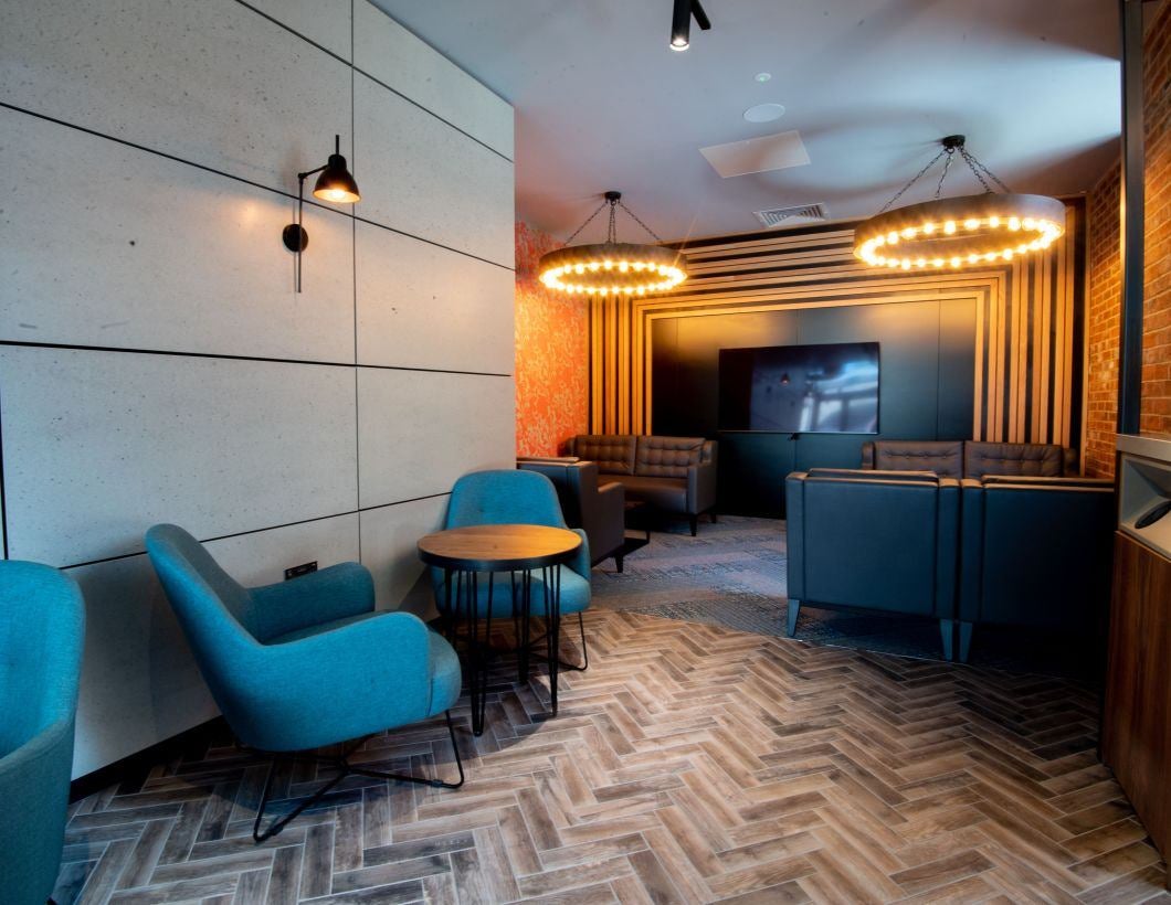 Flat Clavering Place in Newcastle upon Tyne