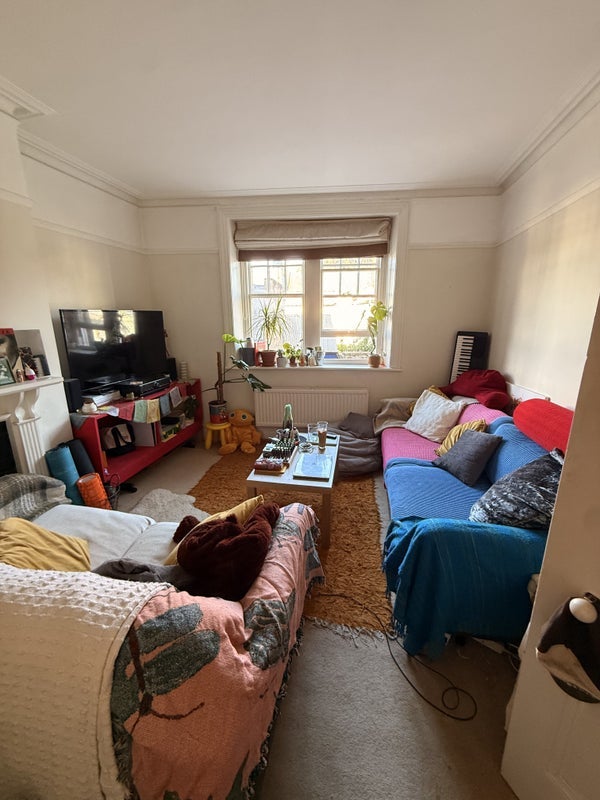 Room Lower Richmond Road in Greater London