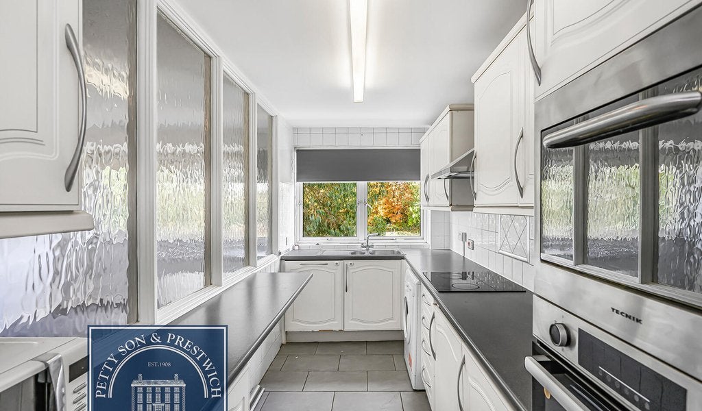 Flat New Wanstead in Greater London
