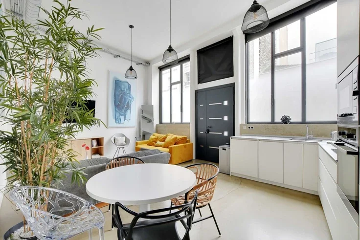 Appartement Rue du Mont Cenis à Paris