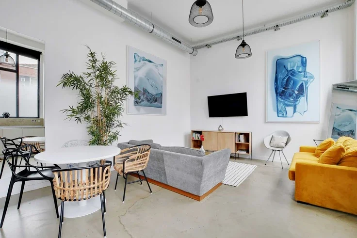 Appartement Rue du Mont Cenis à Paris