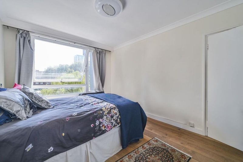 Flat Norfolk Crescent in City of Westminster