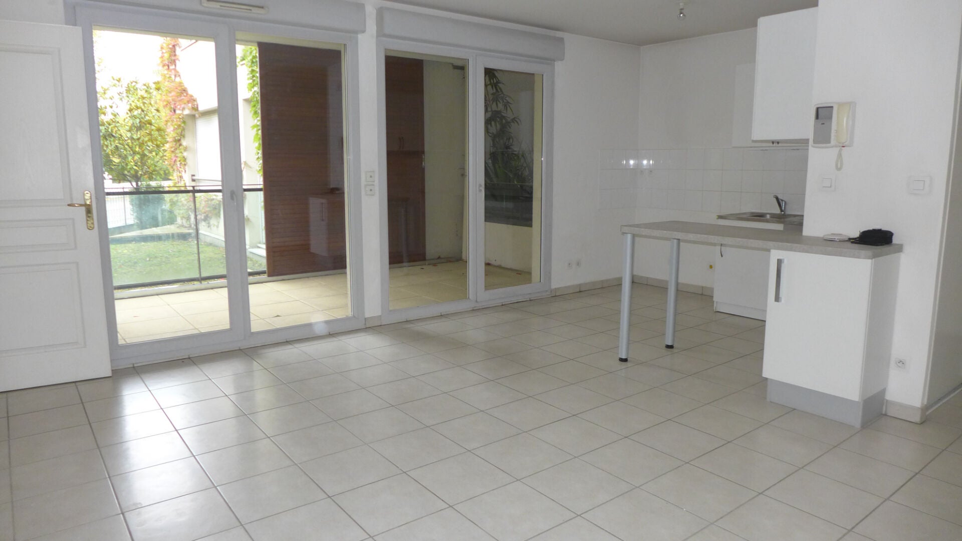 Appartement Avenue Mathieu Miséry à Tassin-la-Demi-Lune