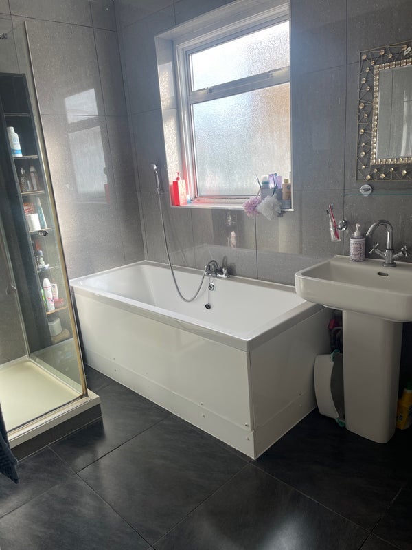Room Blake Hall Road in Greater London