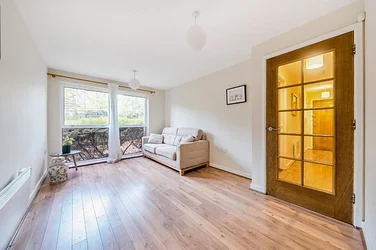 Flat Highwood Close in Greater London