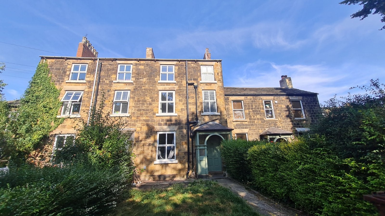 House St Oswalds Close in Leeds