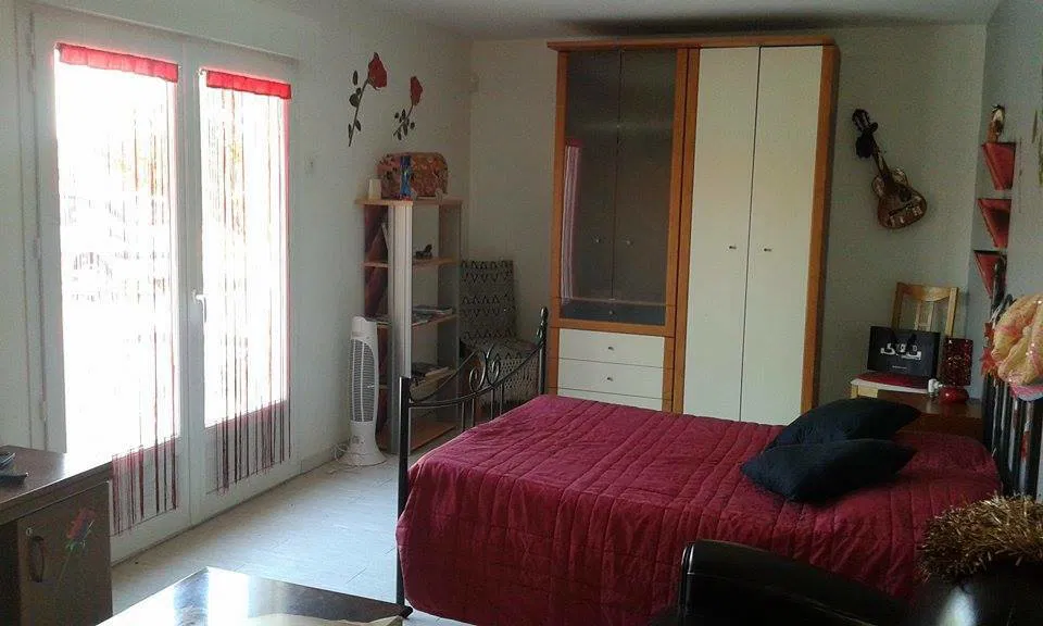 Room Route d'Eyguières in Arles