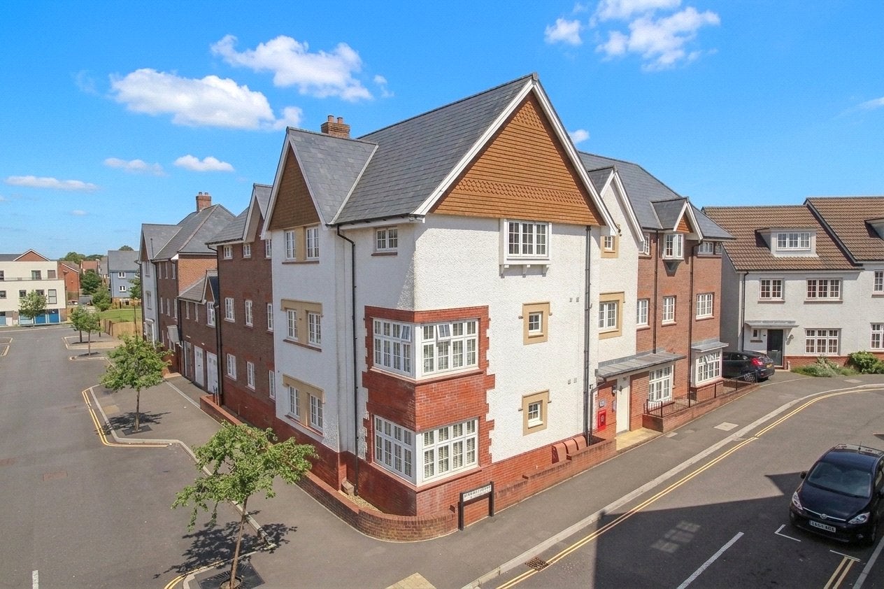 Flat Danby Street in Bristol