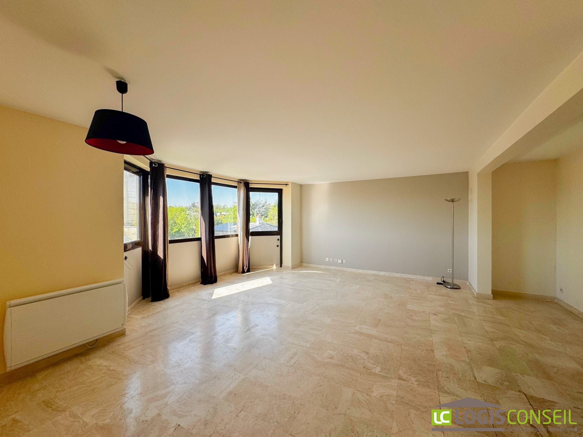 Appartement Avenue du Général Leclerc à Bourg-la-Reine