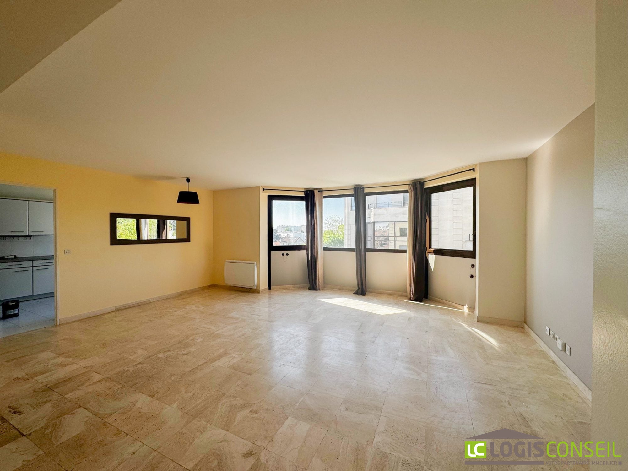 Appartement Avenue du Général Leclerc à Bourg-la-Reine