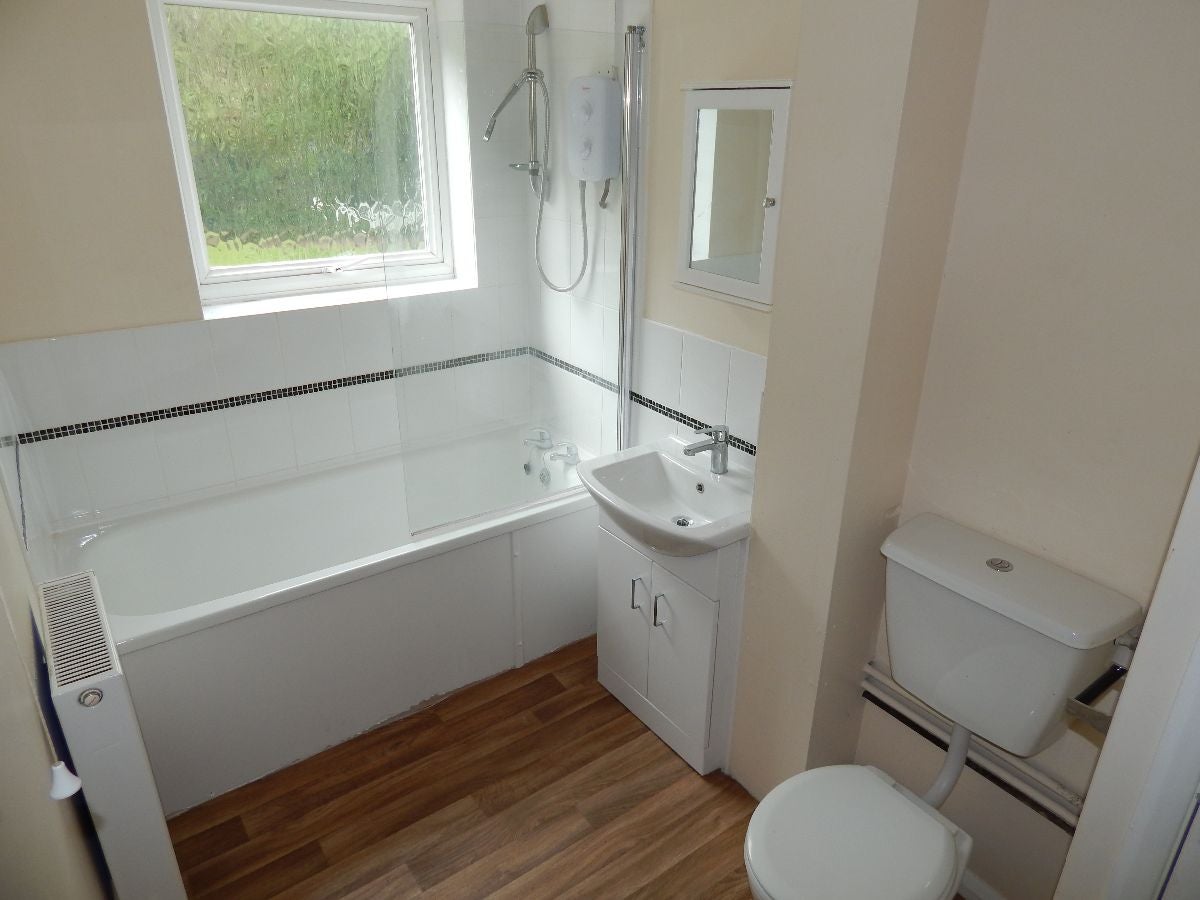 Flat Erith Street in Dover