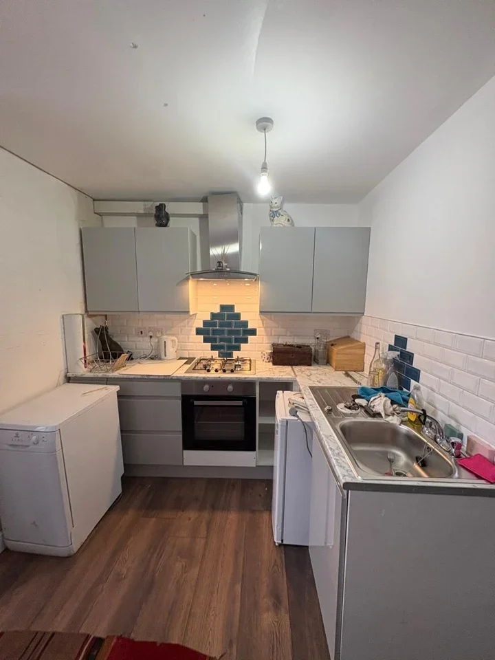 Flat High Road Leyton in Greater London