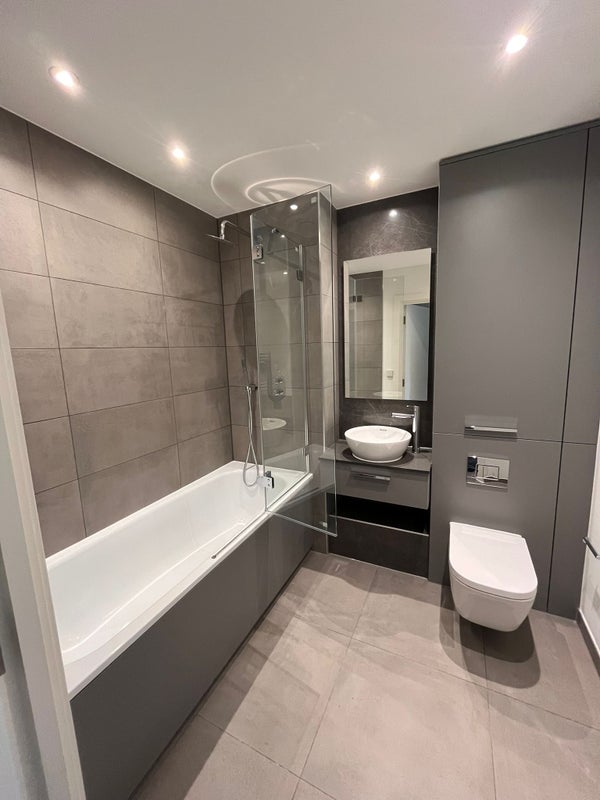 Room Gallions Road in Greater London